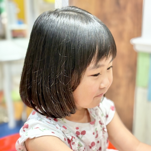 こどもの髪型　ふんわりボブ