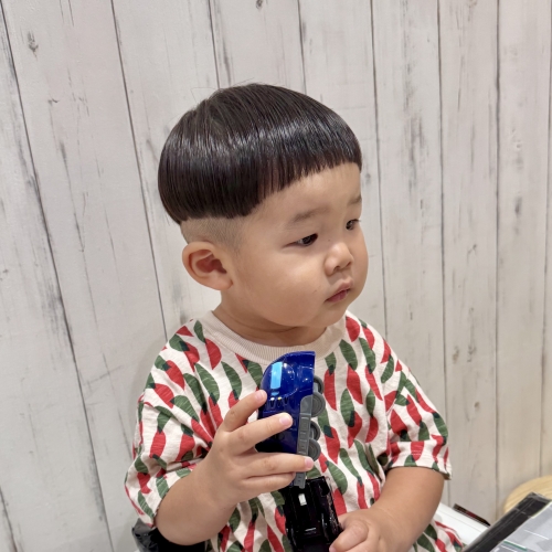 こどもの髪型 ぱっつんマッシュ