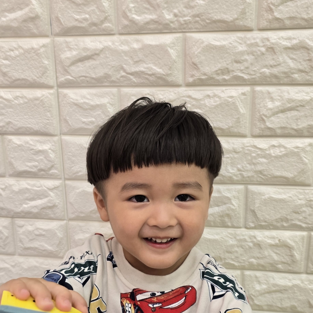 こどもの髪型ショート