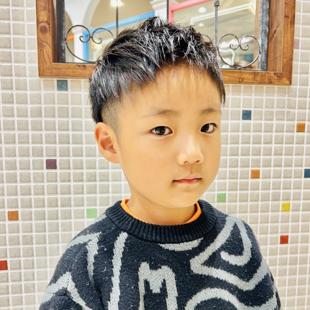 こどもの髪型　ツーブロック