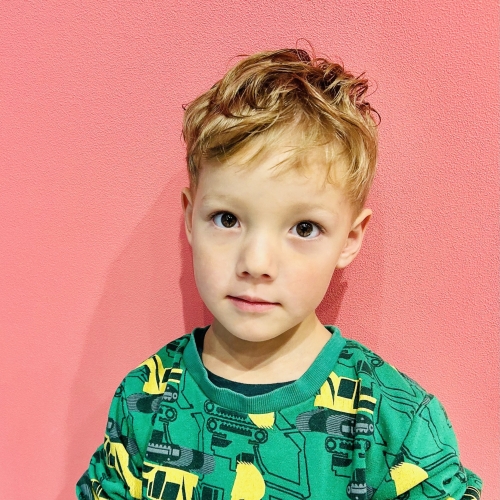 子どもの髪型  ツーブロック