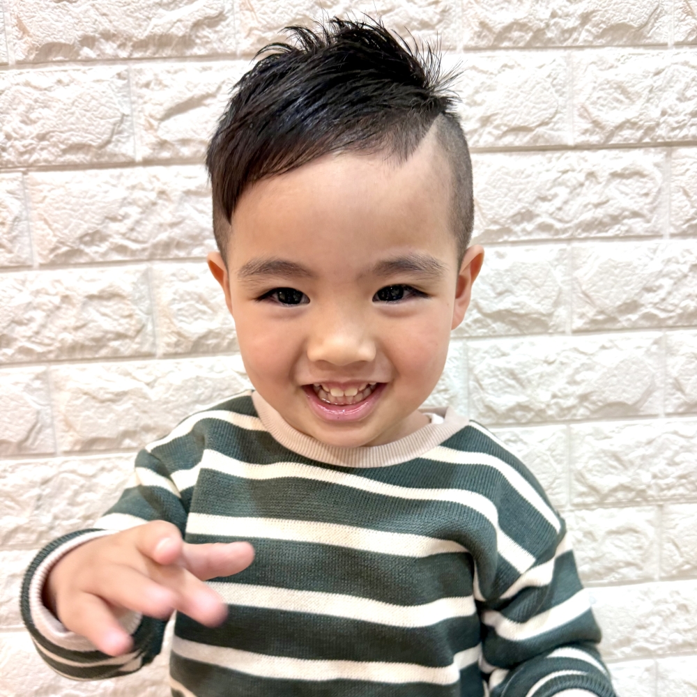 こどもの髪型　フェード