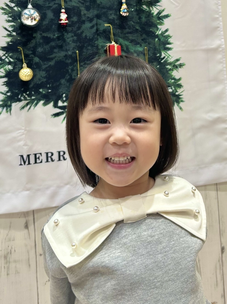 こどもの髪型　前上がりボブ