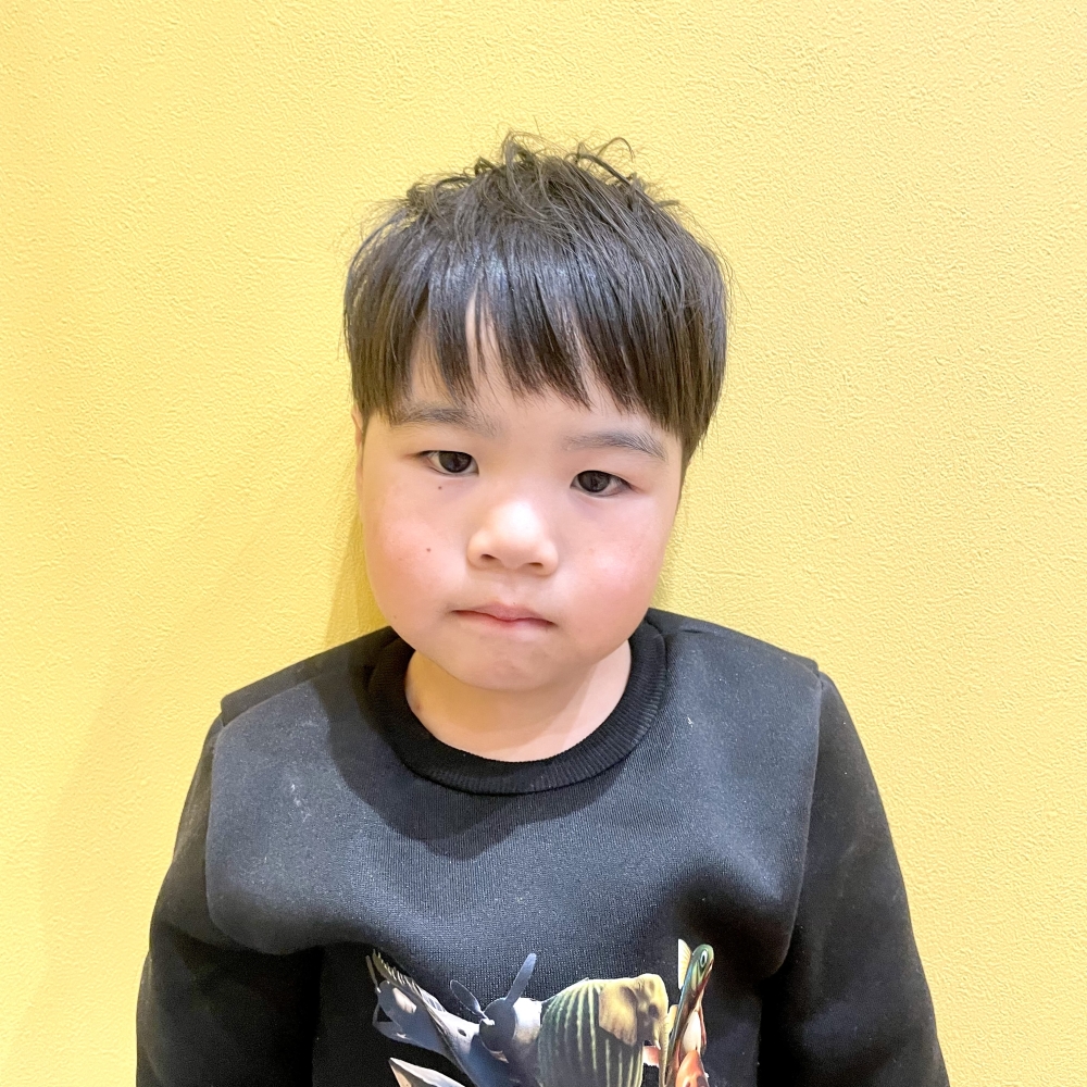 こどもの髪型　ツーブロック